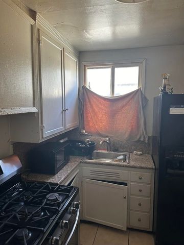 5659 Telegraph Ave, Oakland, CA 94609