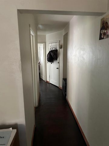 5659 Telegraph Ave, Oakland, CA 94609