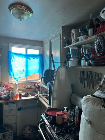 5659 Telegraph Ave, Oakland, CA 94609