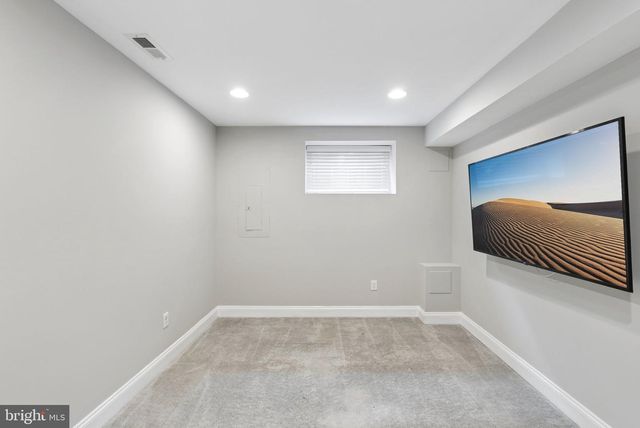 322 S CLINTON ST S, Baltimore, MD 21224