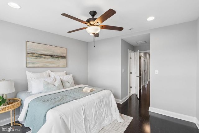 322 S CLINTON ST S, Baltimore, MD 21224