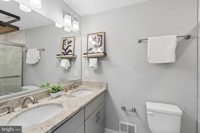 322 S CLINTON ST S, Baltimore, MD 21224
