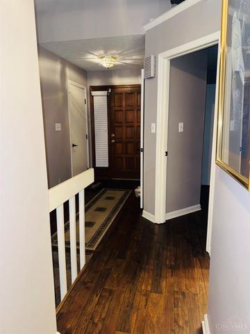 1047 Golfview Road, Middletown, OH 45042