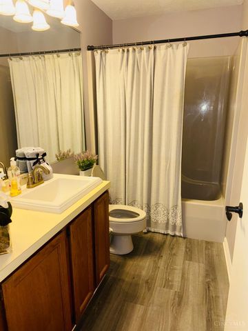 1047 Golfview Road, Middletown, OH 45042