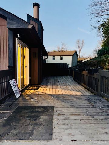 1047 Golfview Road, Middletown, OH 45042