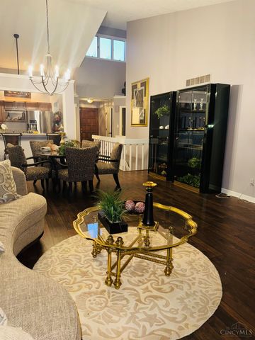 1047 Golfview Road, Middletown, OH 45042