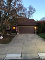 1047 Golfview Road, Middletown, OH 45042