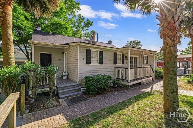 526 E Gwinnett Lane 4, Savannah, GA 31401