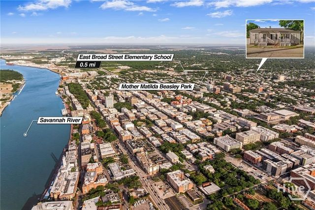 526 E Gwinnett Lane 4, Savannah, GA 31401