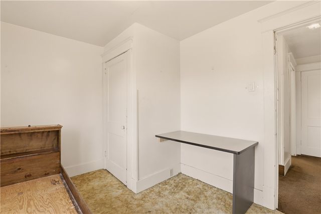 1221 Vine St, Connellsville, PA 15425