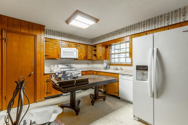 254 Milford Drive, Rossville, GA 30741