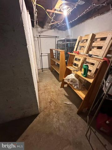 2019 DELMAR DR, Folcroft, PA 19032