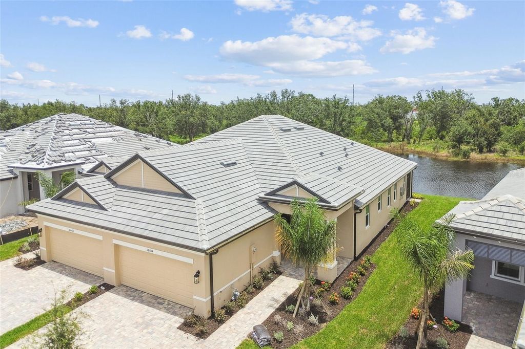18064 CHERISHED LOOP, Lakewood Ranch, FL 34211