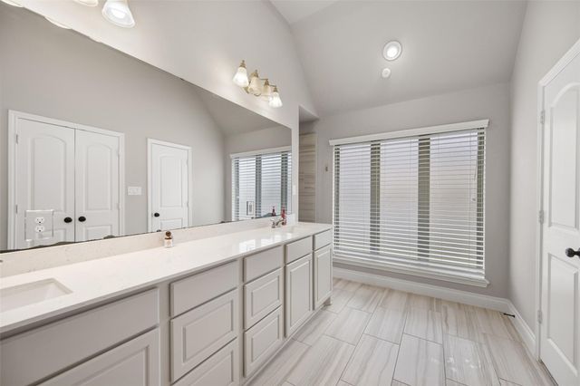 1934 Bayleaf Manor Drive, Manvel, TX 77578