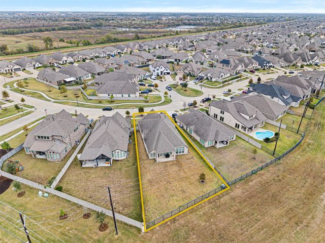 1934 Bayleaf Manor Drive, Manvel, TX 77578