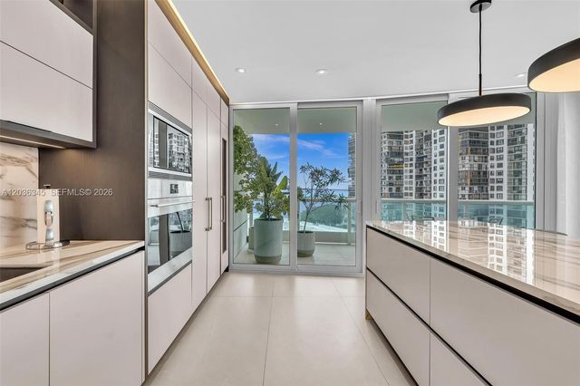 2127 Brickell Ave 1002, Miami, FL 33129