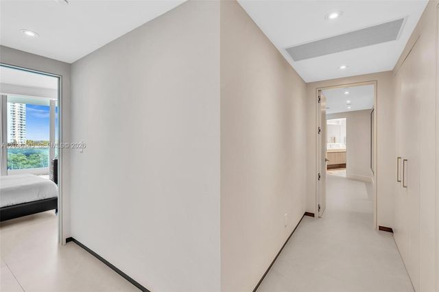 2127 Brickell Ave 1002, Miami, FL 33129