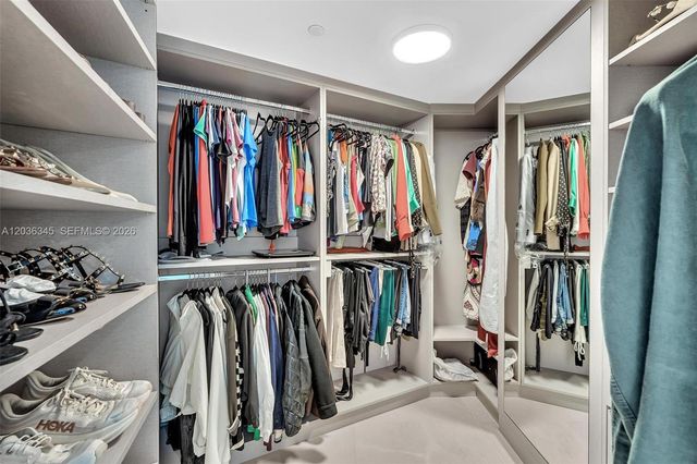 2127 Brickell Ave 1002, Miami, FL 33129