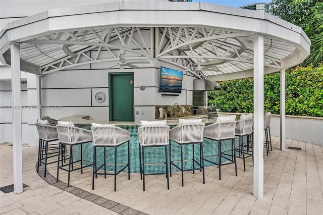 2127 Brickell Ave 1002, Miami, FL 33129