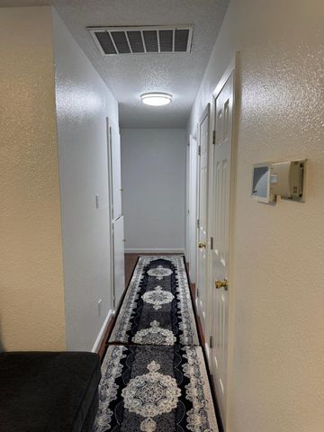 6824 Lumry St, North Highlands, CA 95660
