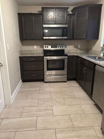 119 Ambridge St, Oak Grove, KY 42262