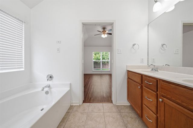 5623 Fair Hill DR, Temple, TX 76502