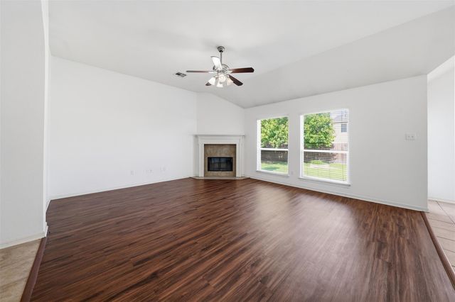 5623 Fair Hill DR, Temple, TX 76502