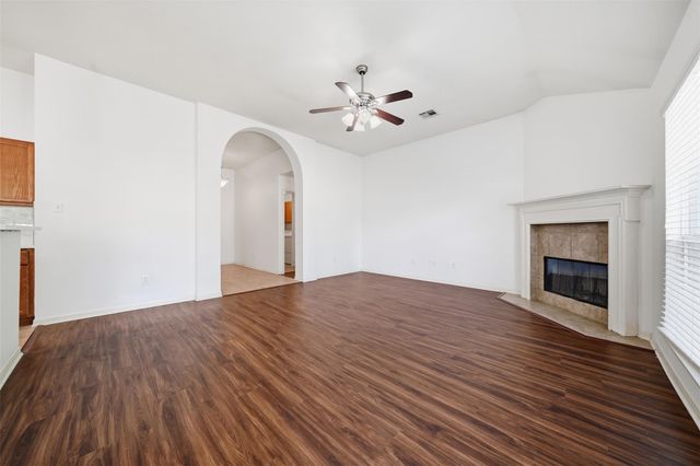 5623 Fair Hill DR, Temple, TX 76502