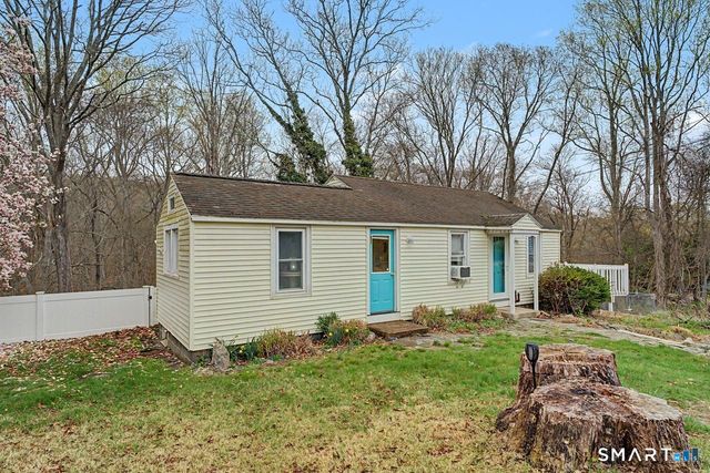 70 Browns Lane, Old Lyme, CT 06371