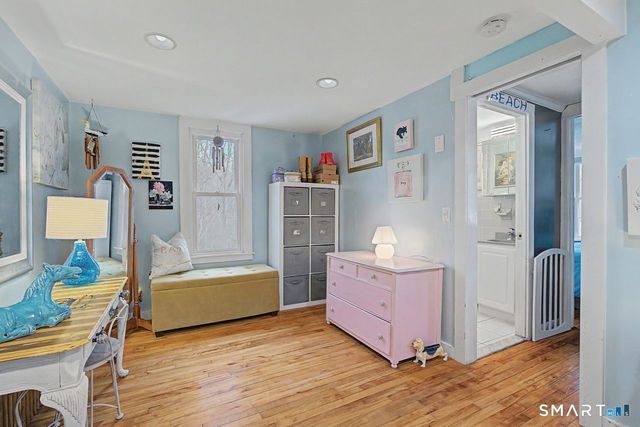 70 Browns Lane, Old Lyme, CT 06371