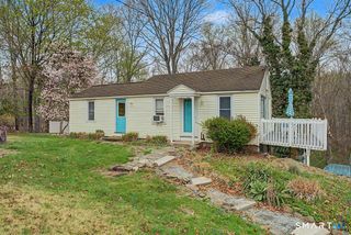 70 Browns Lane, Old Lyme, CT 06371