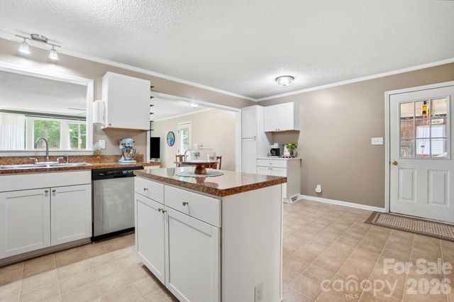 5542 Randolph Road, Kannapolis, NC 28081