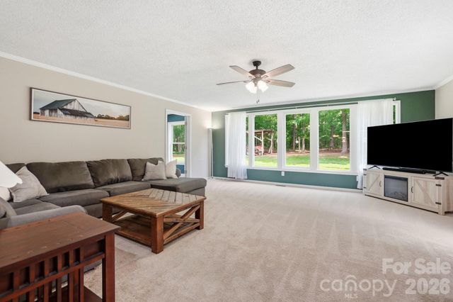 5542 Randolph Road, Kannapolis, NC 28081