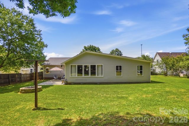 5542 Randolph Road, Kannapolis, NC 28081