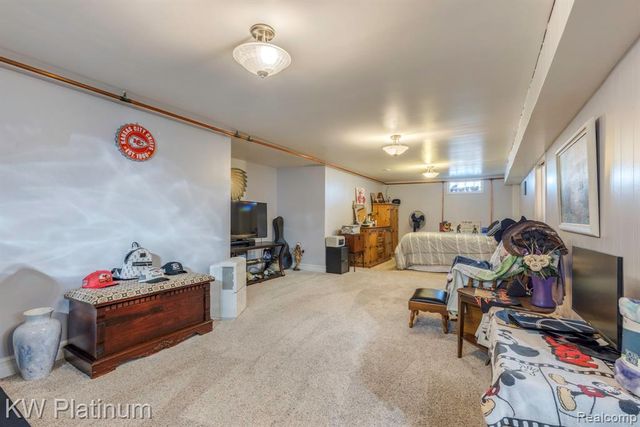 1534 12th Avenue, Port Huron, MI 48060