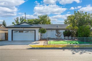 928 S Laurel St., Santa Ana, CA 92704