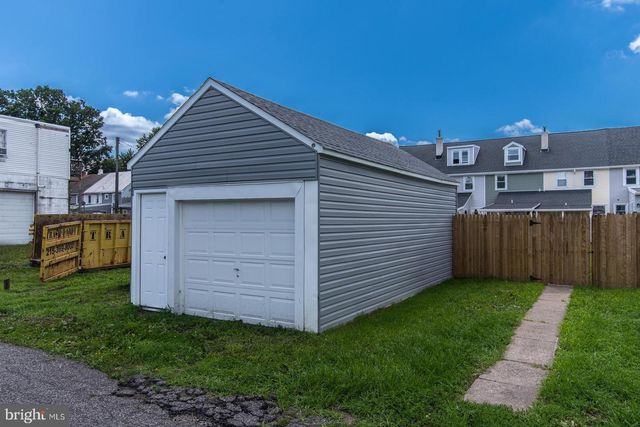 647 SPRUCE ST, Bristol, PA 19007