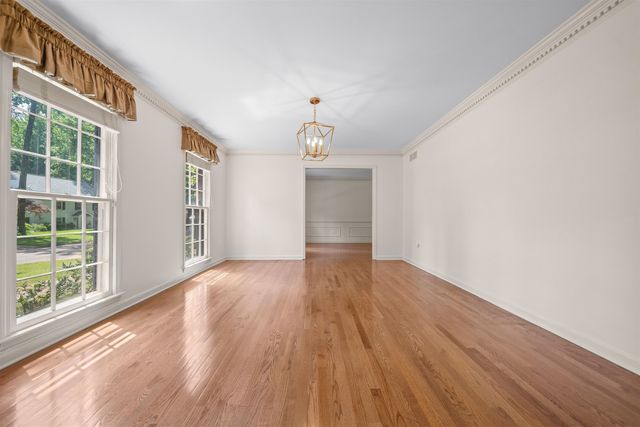 2031 DOWDEN CV, Germantown, TN 38139