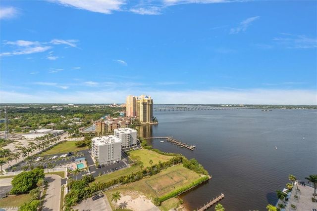 3000 Oasis Grand BLVD 2205, Fort Myers, FL 33916