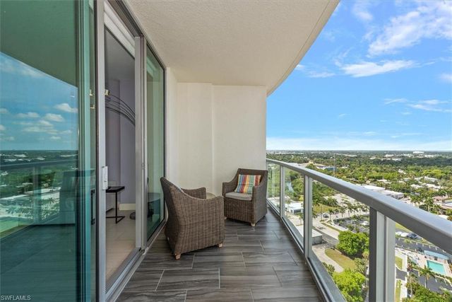 3000 Oasis Grand BLVD 2205, Fort Myers, FL 33916