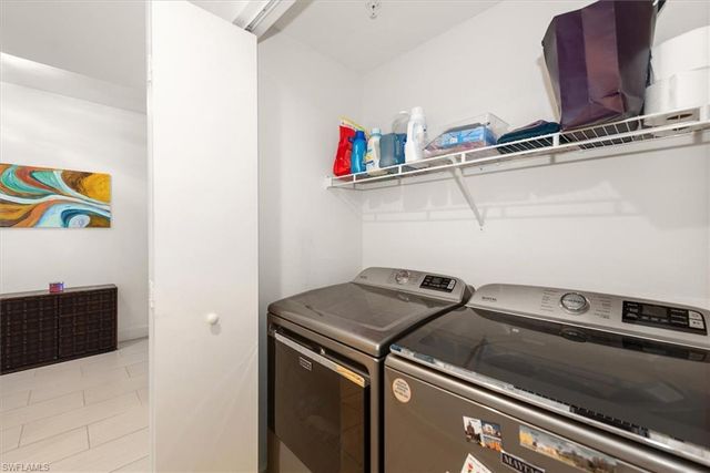 3000 Oasis Grand BLVD 2205, Fort Myers, FL 33916