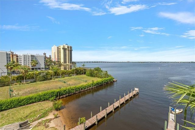 3000 Oasis Grand BLVD 2205, Fort Myers, FL 33916