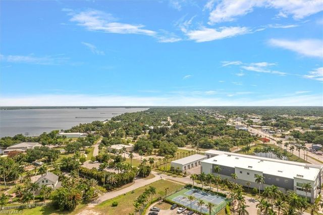 3000 Oasis Grand BLVD 2205, Fort Myers, FL 33916