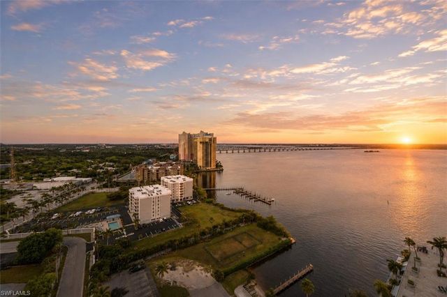 3000 Oasis Grand BLVD 2205, Fort Myers, FL 33916