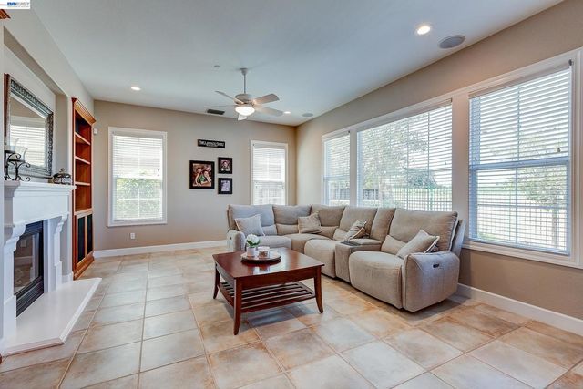 4972 GRAYHAWK CT., Dublin, CA 94568