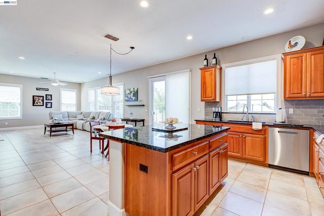 4972 GRAYHAWK CT., Dublin, CA 94568