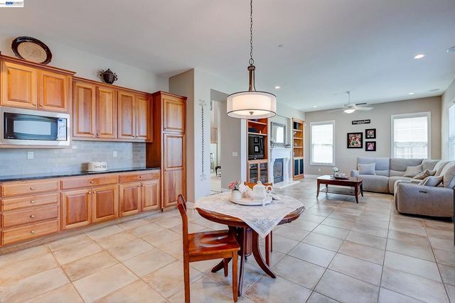 4972 GRAYHAWK CT., Dublin, CA 94568