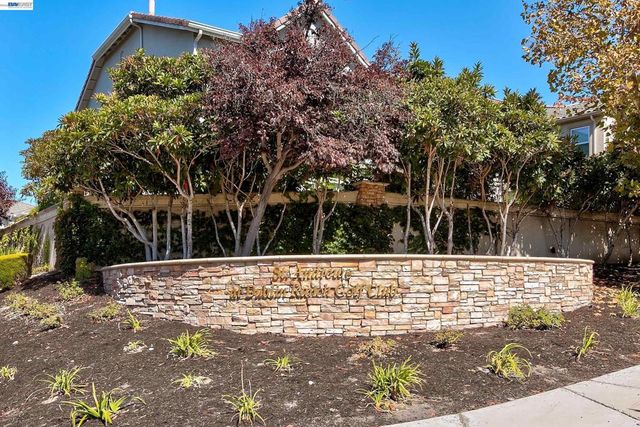 4972 GRAYHAWK CT., Dublin, CA 94568