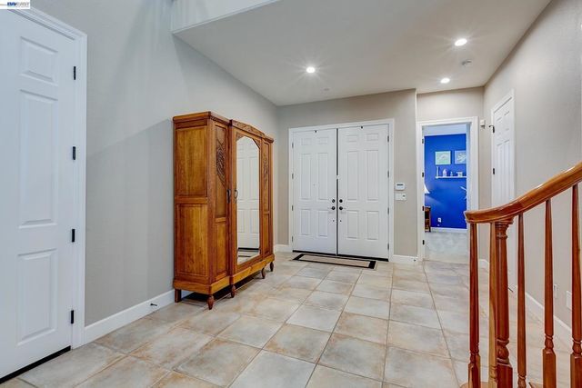 4972 GRAYHAWK CT., Dublin, CA 94568