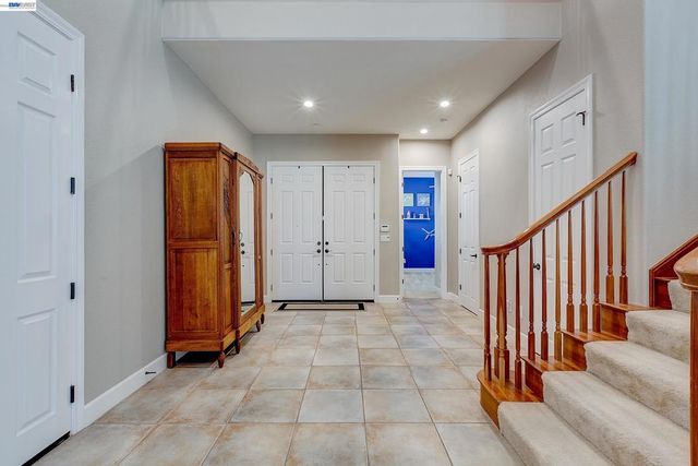 4972 GRAYHAWK CT., Dublin, CA 94568